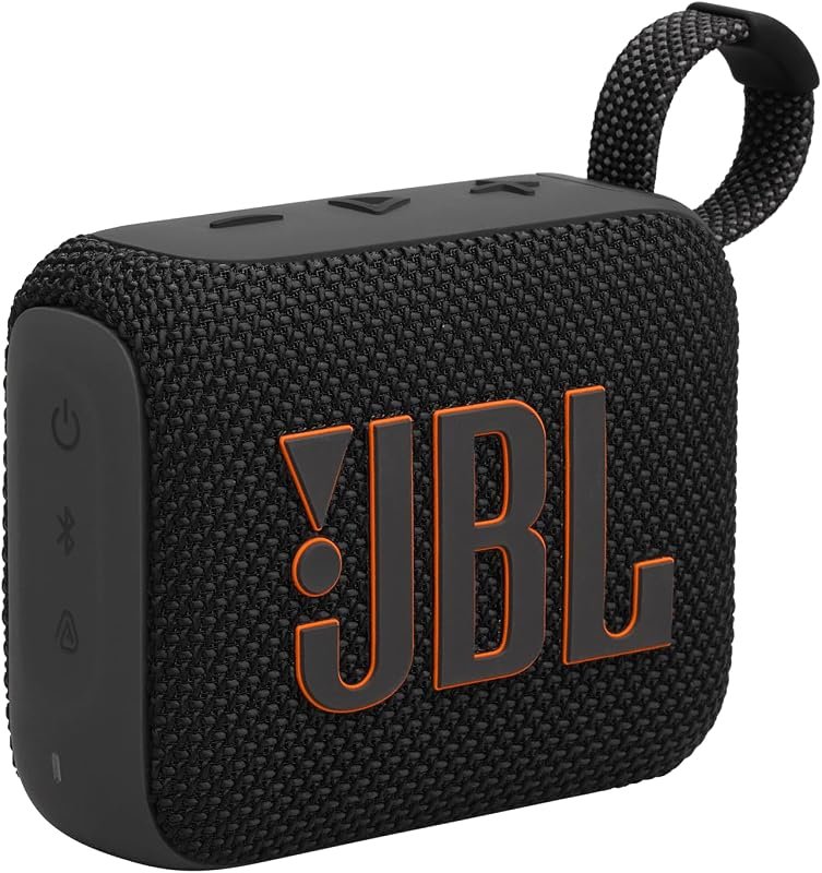 Petite enceinte cubique noire JBL avec câble USB-C